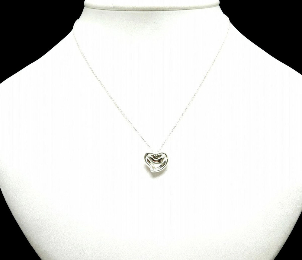 TIFFANYCo Tiffany Elsa Peretti Full Heart Pendant Necklace Silver